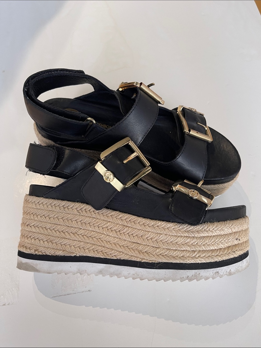 The wishbone black  Platform Espadrille Sandals with Gold Buckles